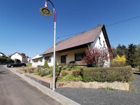 Ferienwohnung Schellen Mehren - KEINE Monteurwohnung!